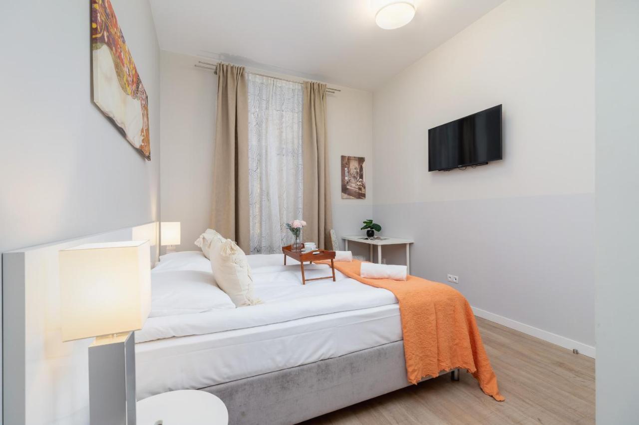 Central Planty Park Apartment Lobzowska By Noclegi Renters Krakow Luaran gambar