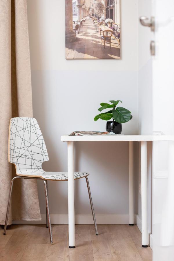 Central Planty Park Apartment Lobzowska By Noclegi Renters Krakow Luaran gambar