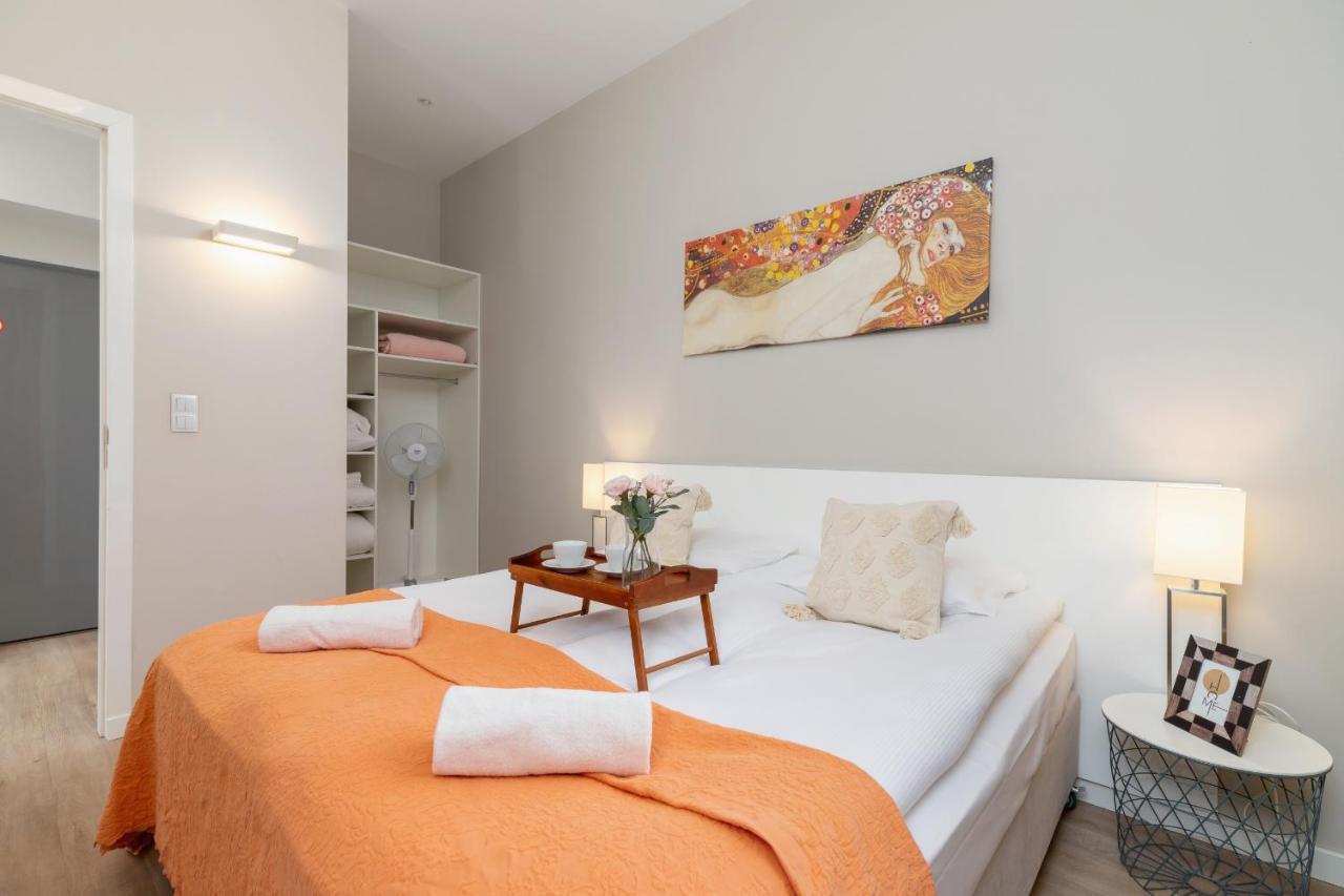 Central Planty Park Apartment Lobzowska By Noclegi Renters Krakow Luaran gambar
